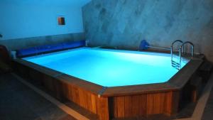 Maisons de vacances La Petite Maison Sous les Pins : Gîte 2 Chambres 