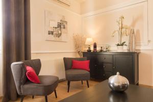 Hotels Logis Hotel Le Petit Casset : photos des chambres