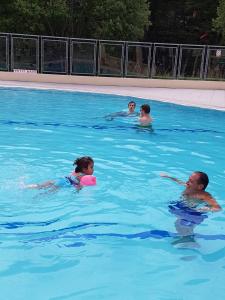 Appartements Front de Neige Isola 2000 : photos des chambres