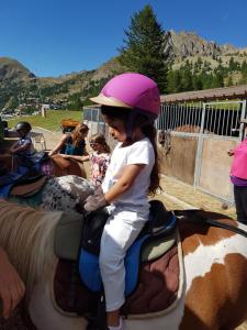Appartements Front de Neige Isola 2000 : photos des chambres