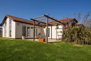 Stoneleigh Village - Sidmouth