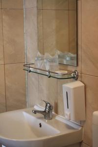 Double Room in Villa room in Lacul Racilor