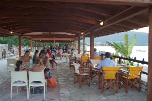 Camping Karavomilos Beach Kefalloniá Greece