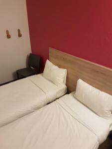 Hotels hotelF1 Chartres : photos des chambres