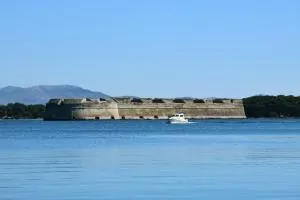 Holiday Home J-Adria - 亚德里亚