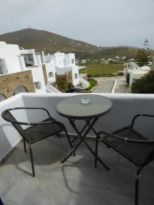 Nesaea Studio Tinos Greece