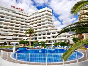 First Line Seaview Apartment