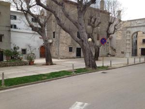 cres art studio kuning apartment