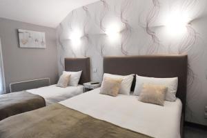Hotels Hotel du Nord - Ville-Haute : photos des chambres
