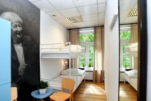 Warsaw Hostel Centrum Private Rooms & Dorms