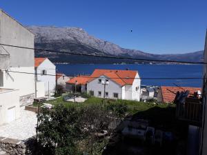 Apartment Dado