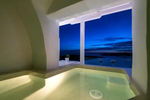 Iriana Suites Santorini Greece