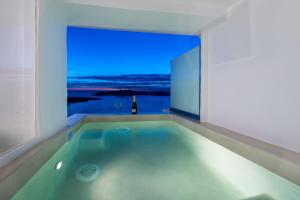 Iriana Suites Santorini Greece