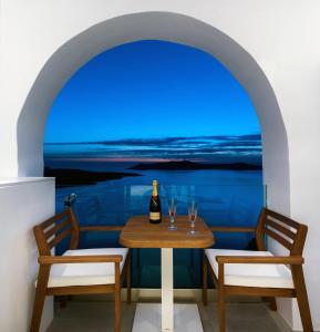 Iriana Suites Santorini Greece