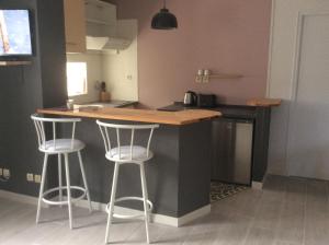 Appartements Jolie T2 au coeur du bourg : Appartement