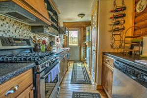 Poppys Hideaway on the Shenandoah River!