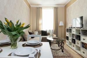 Anno Domini Apartment by Cozyplace