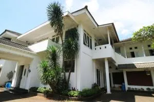 Villa Sri Manganti - Bojong