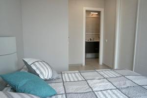 Deluxe Apartment room in Las Arenas by HOMA