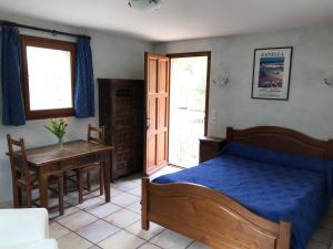 Auberges Chambre: une fenetre sur le Ventoux : photos des chambres