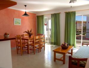 Apartamentos Playa Es Cana