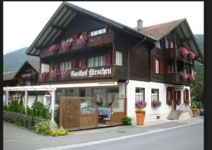 Gasthof Hirschen - Erlenbach im Simmental