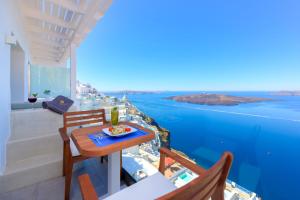 Iriana Suites Santorini Greece