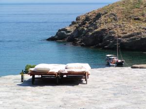 Amelia Beachfront Villa Kea Greece