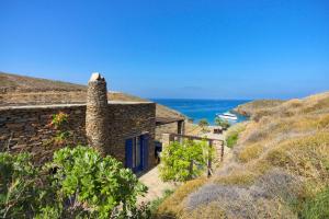 Amelia Beachfront Villa Kea Greece