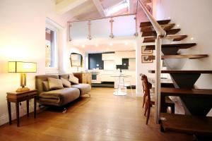 Charm & Design in Gourmet District