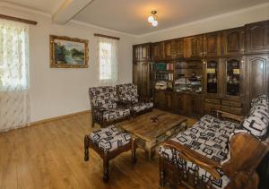 Apartment Gardens 44