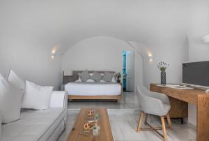 Anteliz Suites Santorini Greece