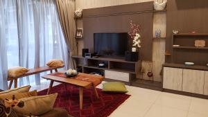Suite Deluxe at Icon City