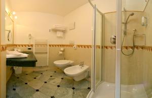 Superior Double Room room in Hotel Andreas