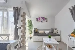 Apartments La Mer - Veli Vrh