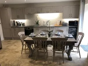 Camerton Inn Cottage - Priston