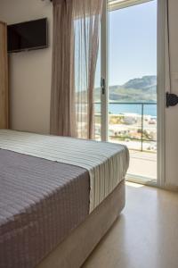 Studio Apartment with Sea View