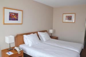 Standard Twin Room room in Fletcher Hotel Restaurant Carlton