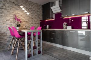 APARTAMENT ELEGANCE PINK