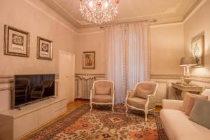 Domus Verona - Incantevole residenza difronte a casa Giulietta