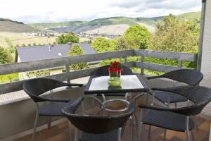 Bernkasteler Moselpanorama