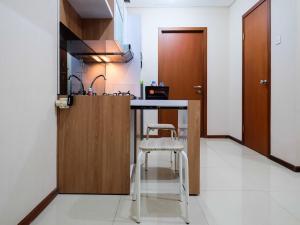 Homey 1 BR Apartment Thamrin Residence By Travelio