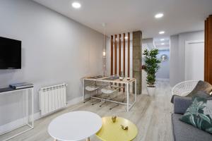 LEEWAYS APARTMENT in AVE MARÍA - 4-звездочные отели в городе Мадрид