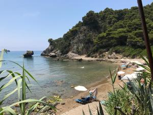 Theea Cottage - Sea Views and Splash Pool Corfu Greece