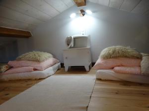 Maisons de vacances Gite colombe des bois : photos des chambres