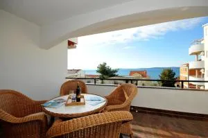Apartmani Svalina - Seaview and 130m from Beach - Slatine