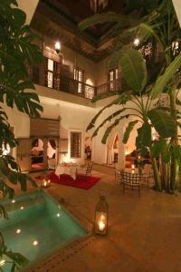 Riad Altair hotel, 
Marrakech, Morocco.
The photo picture quality can be
variable. We apologize if the
quality is of an unacceptable
level.