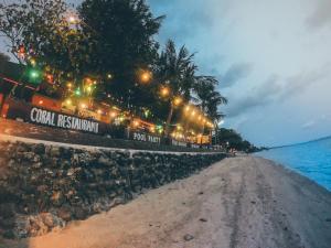 Coral Resort & Bungalows