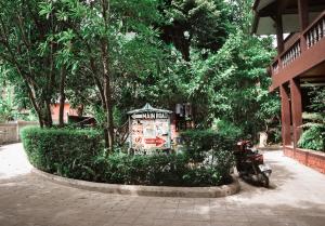 Coral Resort & Bungalows
