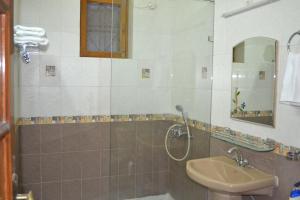 Raj Cottage Ganga Vatika